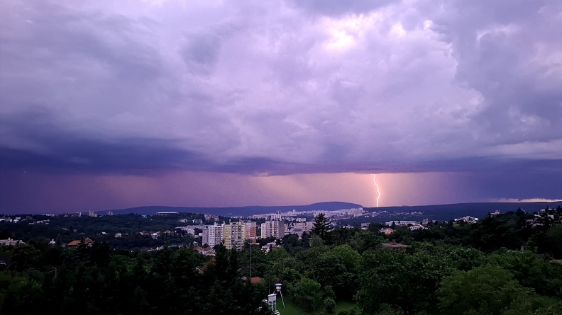 20240526204209_LC00.jpg